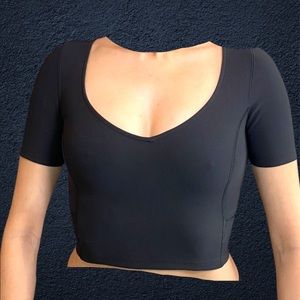 Lululemon Black Ribbed Crop Top size 2